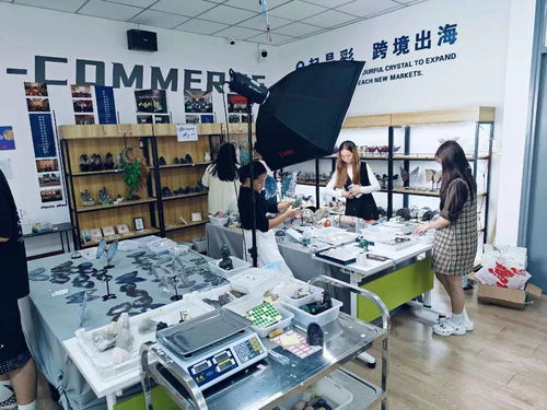 中文 職業(yè)技能 為柬埔寨青年發(fā)展開(kāi)辟新機(jī)遇