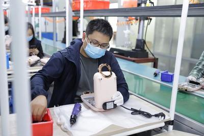 外貿(mào)工廠七成訂單回流國內(nèi),浙江硬核廠長稱“一等品只賣中國消費(fèi)者”